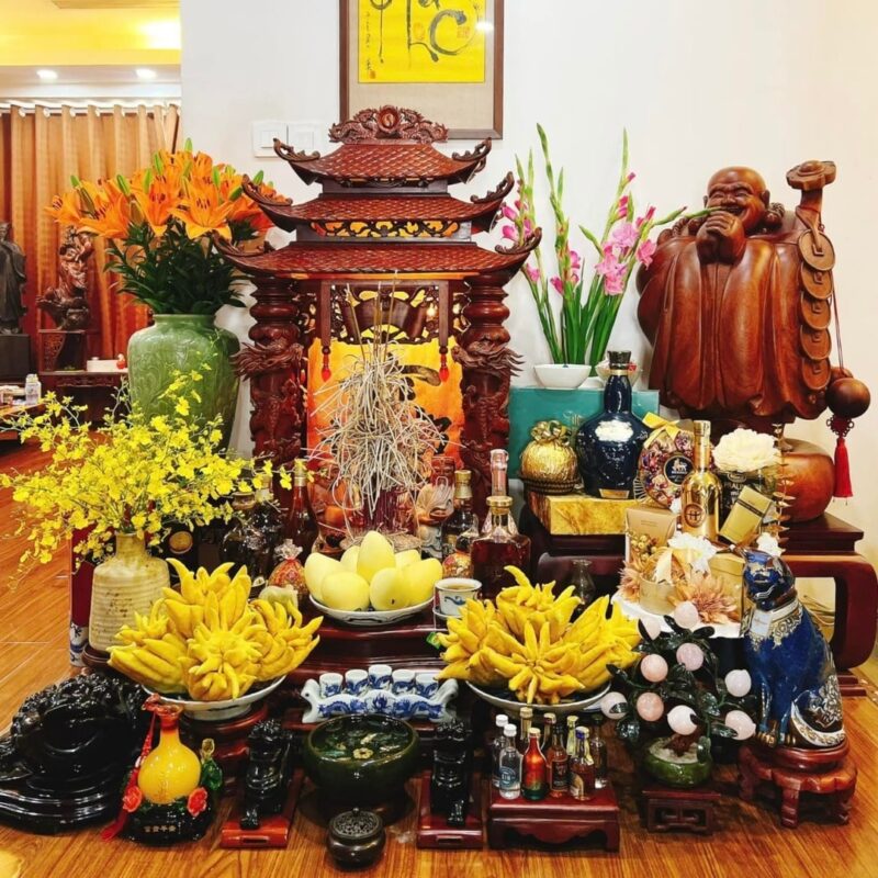 Những lưu ý quan trọng khi chuyển ban Thần Tài sang vị trí khác